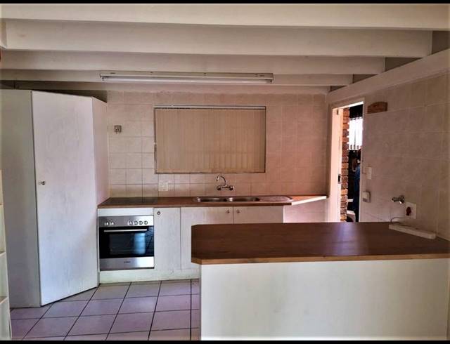 3 BEDROOM PROPERTY TO RENT IN WELTEVREDEN PARK